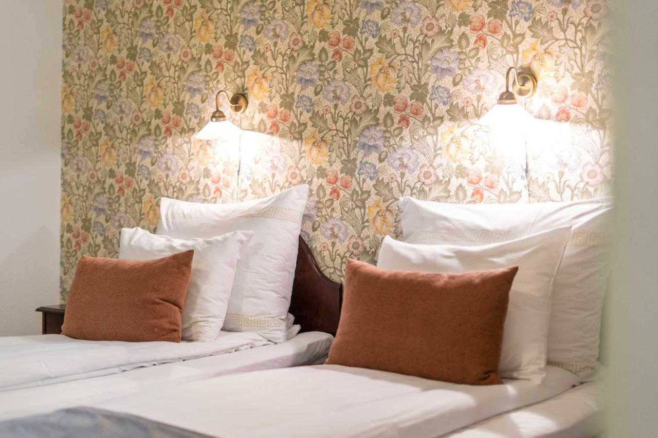 סנדנס Kronen Gaard Hotel מראה חיצוני תמונה