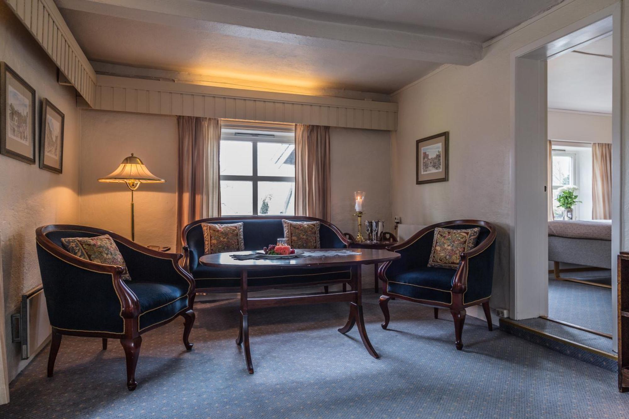 סנדנס Kronen Gaard Hotel חדר תמונה