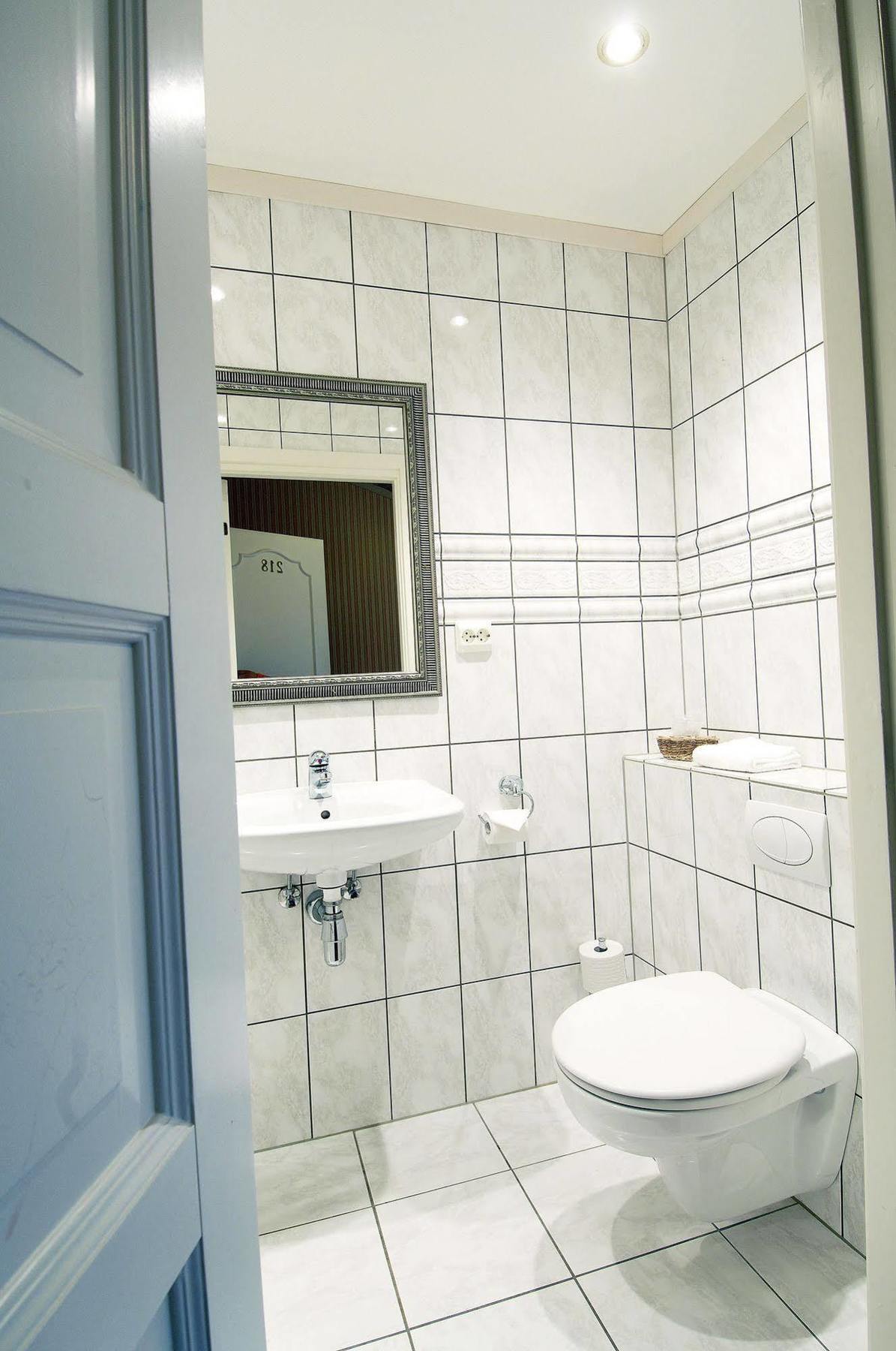 סנדנס Kronen Gaard Hotel מראה חיצוני תמונה